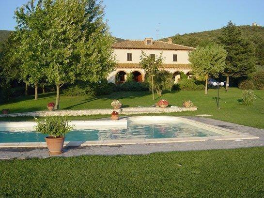 Agriturismo San Valentino 阿米里亚 外观 照片